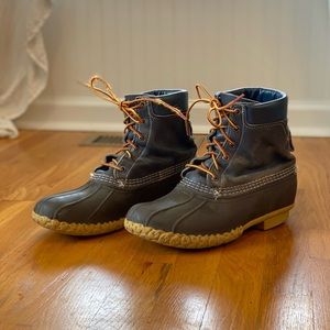 RARE!! LL Bean Padded Collar Bean Boot 8in Men size 8D Tumbled Leather.